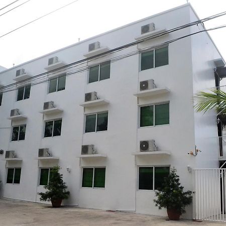 Hotel Lola Natividad Виган Экстерьер фото